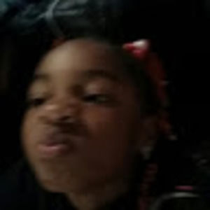 Meet your Posher, Ramona